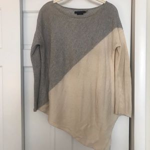 Alice + Olivia colorblock long sleeve sweater